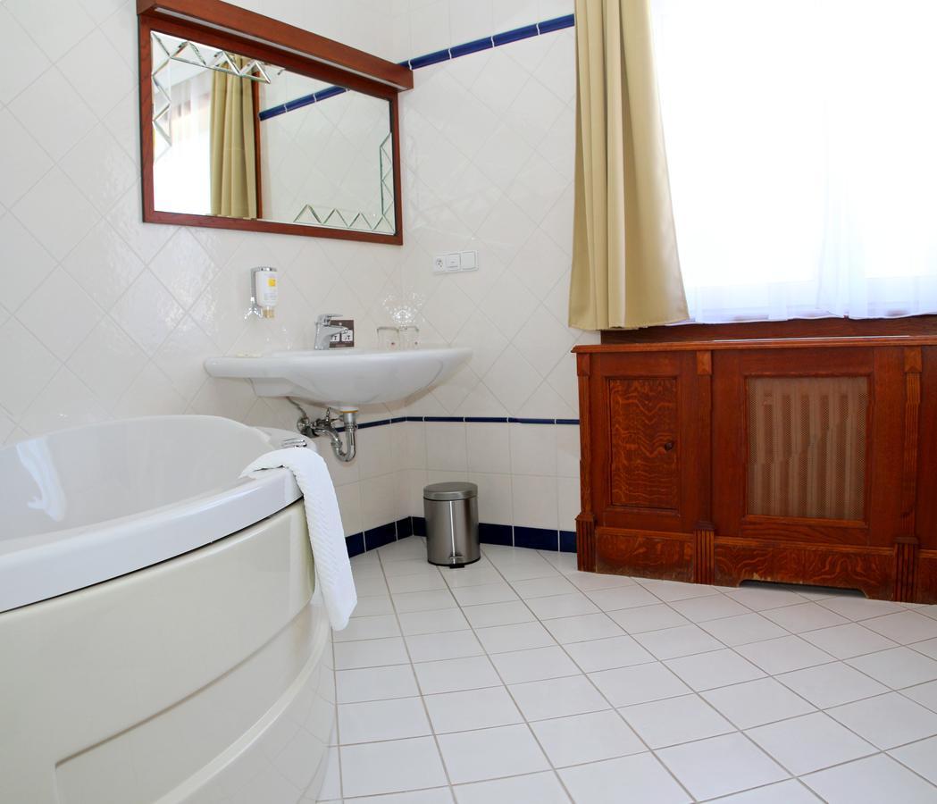 Hotel Baltaci U Nahonu 즐린 외부 사진