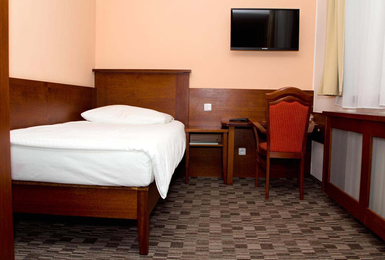 Hotel Baltaci U Nahonu 즐린 외부 사진